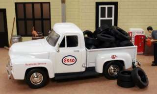 43 1953 FORD F 100 Esso Service Station Truck  
