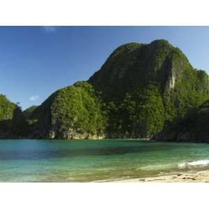  Gota Beach and Limestone Cliffs, Camarines Sur, Caramoan 