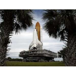 Palmetto Trees Frame Space Shuttle Endeavour as it Rolls Toward the 