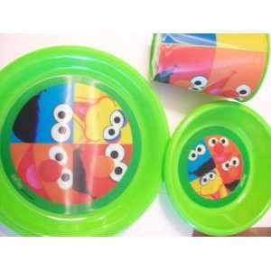    Sesame Street Group Tablesetting (12 oz cup, Plate, Bowl) Baby