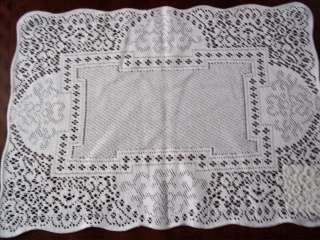 WHITE LACE CANTERBURY PLACEMAT 14 X 19 TABLE HOLIDAY FORMAL DINING 